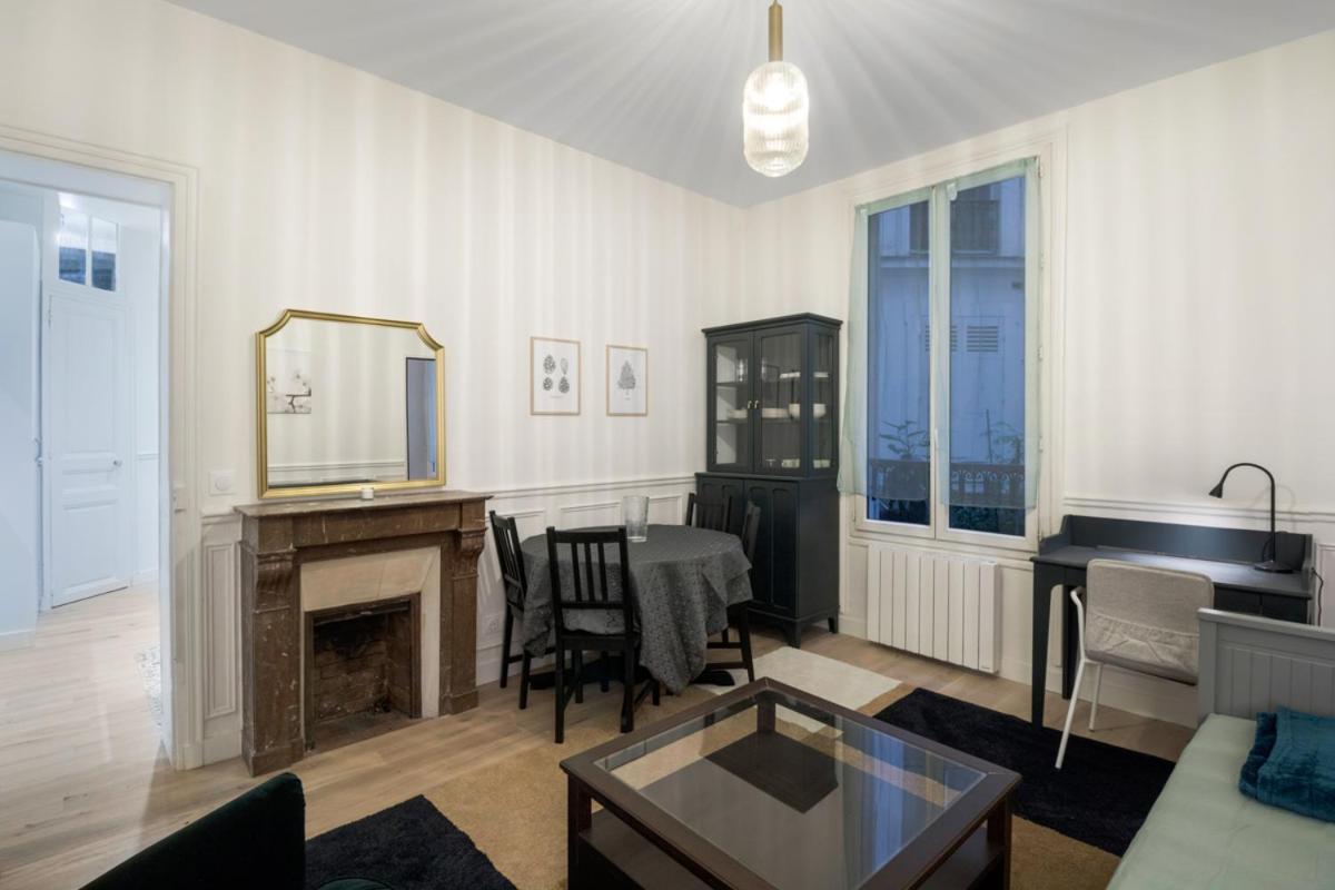 Au Coeur Des Batignolles -bail Mobilite - 1 Apartment